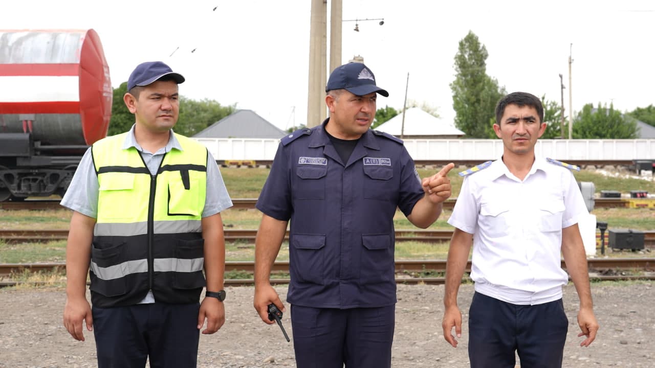 Sirdaryo temir yo‘l stansiyasida idoraviy professional qutqaruv tuzilmalarining shayligi sinovdan o‘tkazildi.
