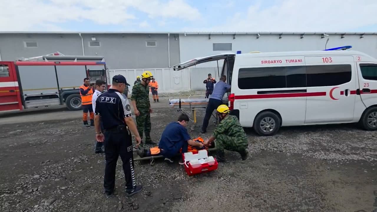 Sirdaryo temir yo‘l stansiyasida idoraviy professional qutqaruv tuzilmalarining shayligi sinovdan o‘tkazildi.