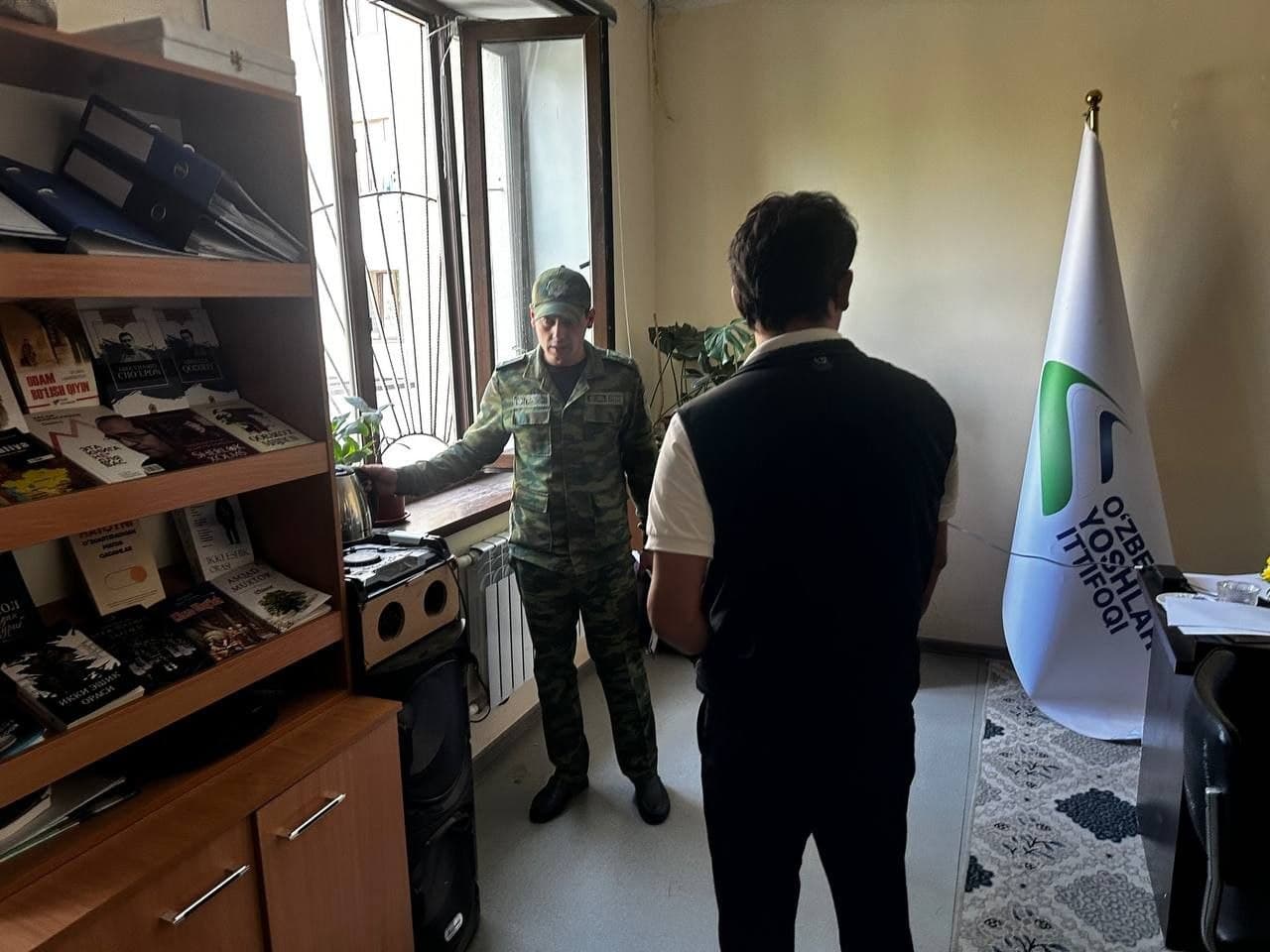 “Isitish mavsumini xavfsiz boshlaylik” oyligi doirasida Yangiyer shahri hududidagi ijtimoiy soha obyektlari hamda ishlab chiqarish korxonalarida profilaktik tadbirlar o‘tkazilmoqda.