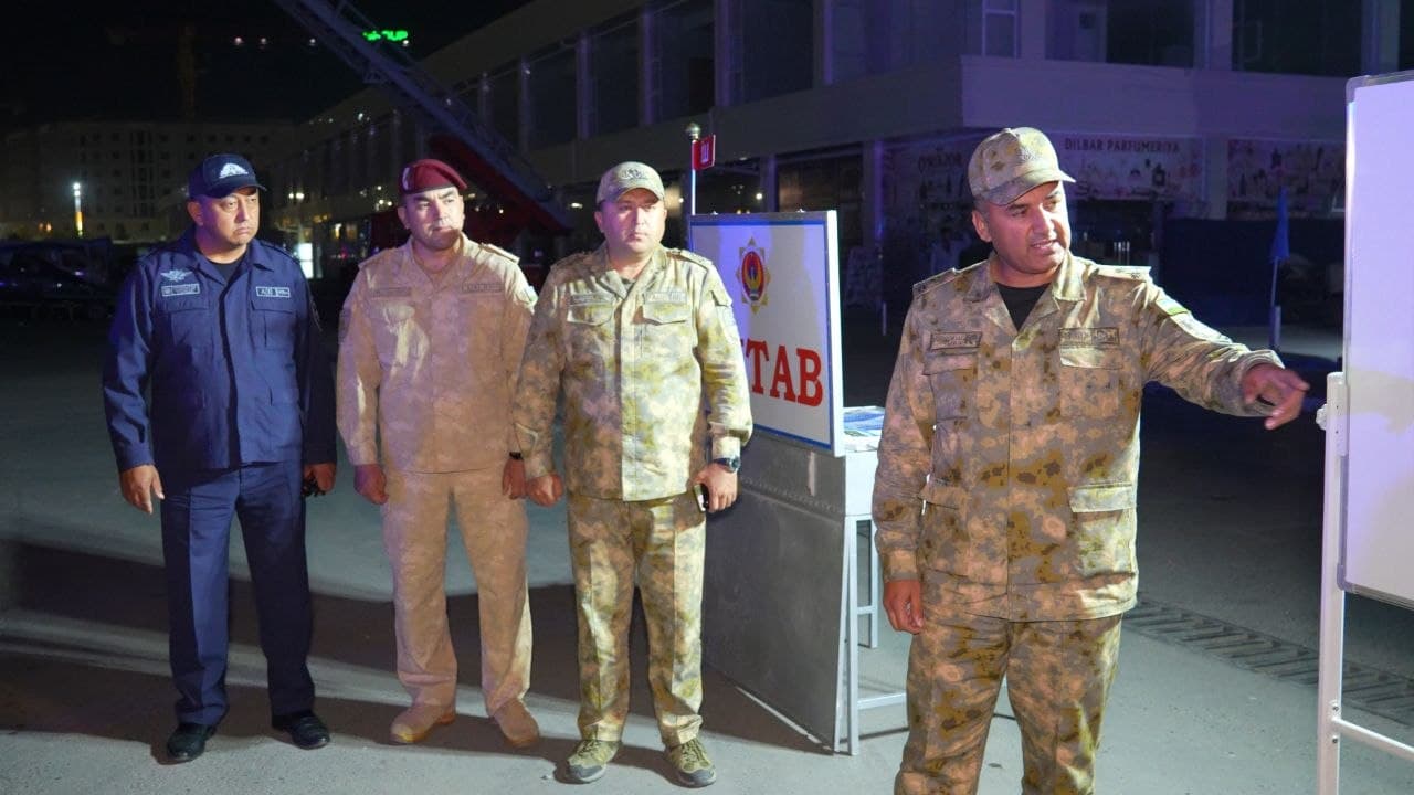 FVV departamenti boshlig‘ining o‘rinbosari, polkovnik Akmal O‘rinboyev rahbarligida "Guliston dehqon bozori" hududida maxsus-taktik oʻquv mashqi oʻtkazildi.