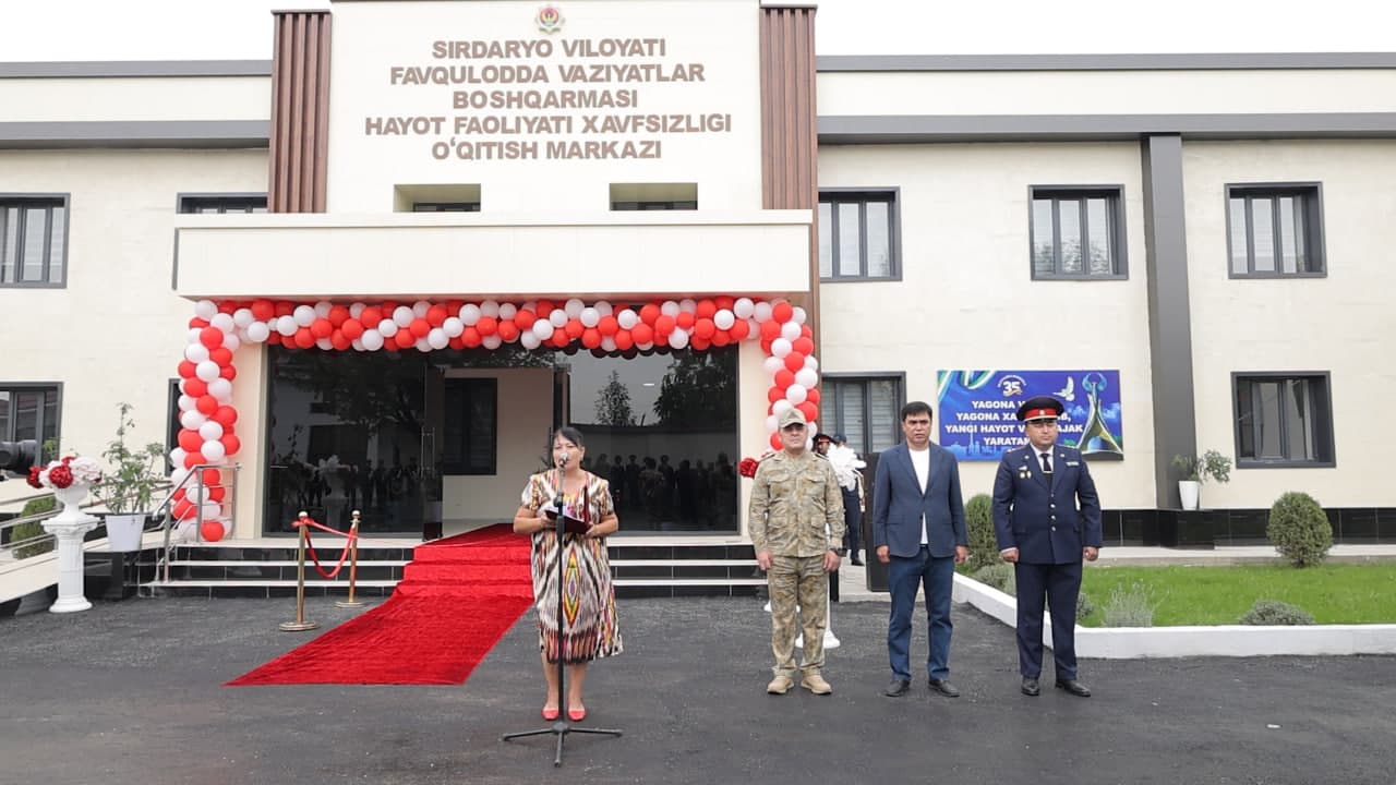 Сирдарё вилояти Фавқулодда вазиятлар бошқармаси Ҳаёт фаолияти хавфсизлиги ўқитиш марказининг янги, замонавий биноси фойдаланишга топширилди.