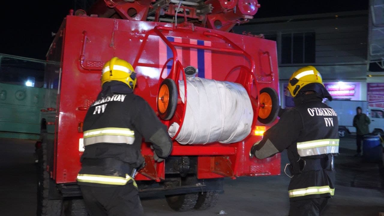 FVV departamenti boshlig‘ining o‘rinbosari, polkovnik Akmal O‘rinboyev rahbarligida "Guliston dehqon bozori" hududida maxsus-taktik oʻquv mashqi oʻtkazildi.