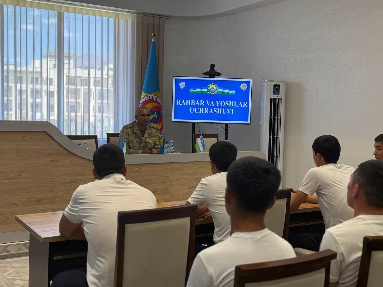 Yoshlar bilan ochiq muloqot: taklif va tashabbuslar tinglandi
