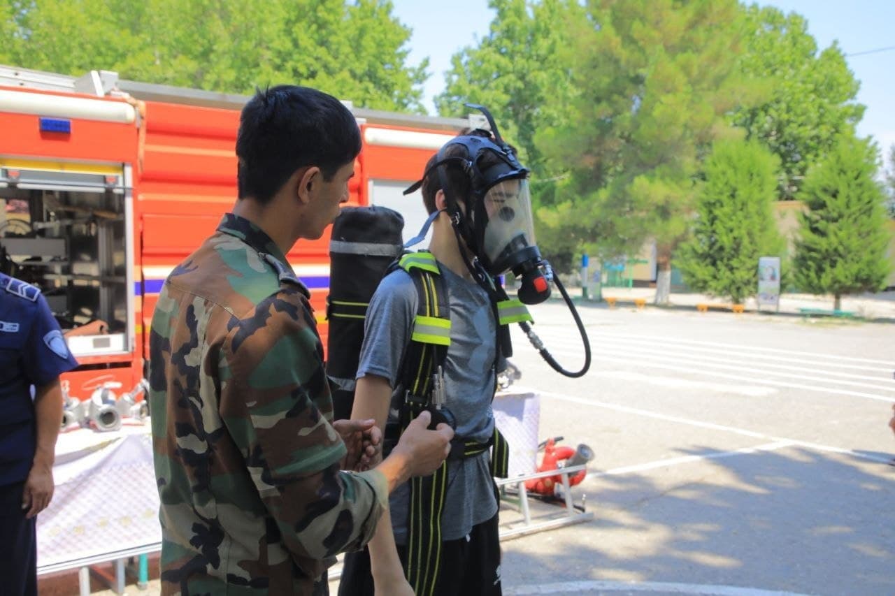 "DOLZARB 60 KUN" DOIRASIDA "KIMYOGAR" BOLALAR SOG‘LOMLASHTIRISH OROMGOHIDA YONG‘IN XAVFSIZLIGIGA BAG‘ISHLANGAN PROFILAKTIK TADBIR O‘TKAZILDI