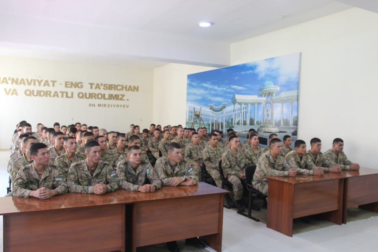🇺🇿 RAHBAR VA YOSHLAR UCHRASHUVI O‘TKAZILDI