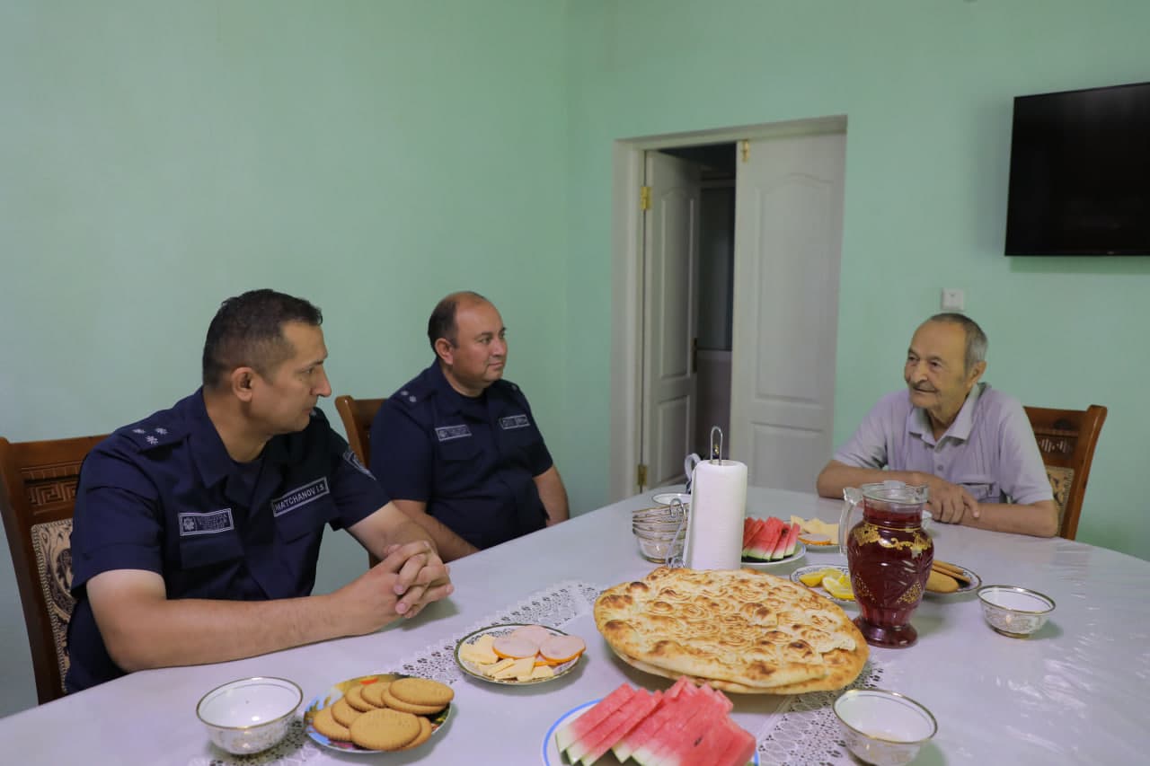 1-OKTYABR — O‘QITUVCHI VA MURABBIYLAR KUNI