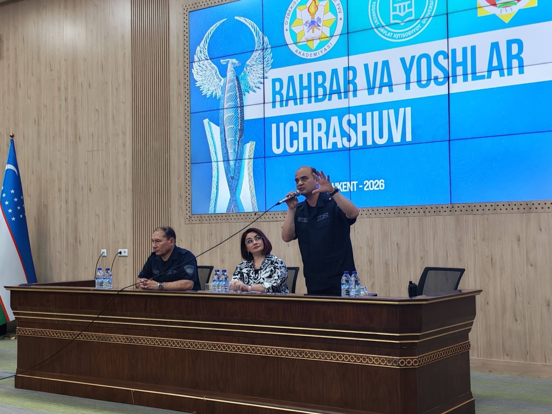 RAHBAR VA YOSHLAR UCHRASHUVI