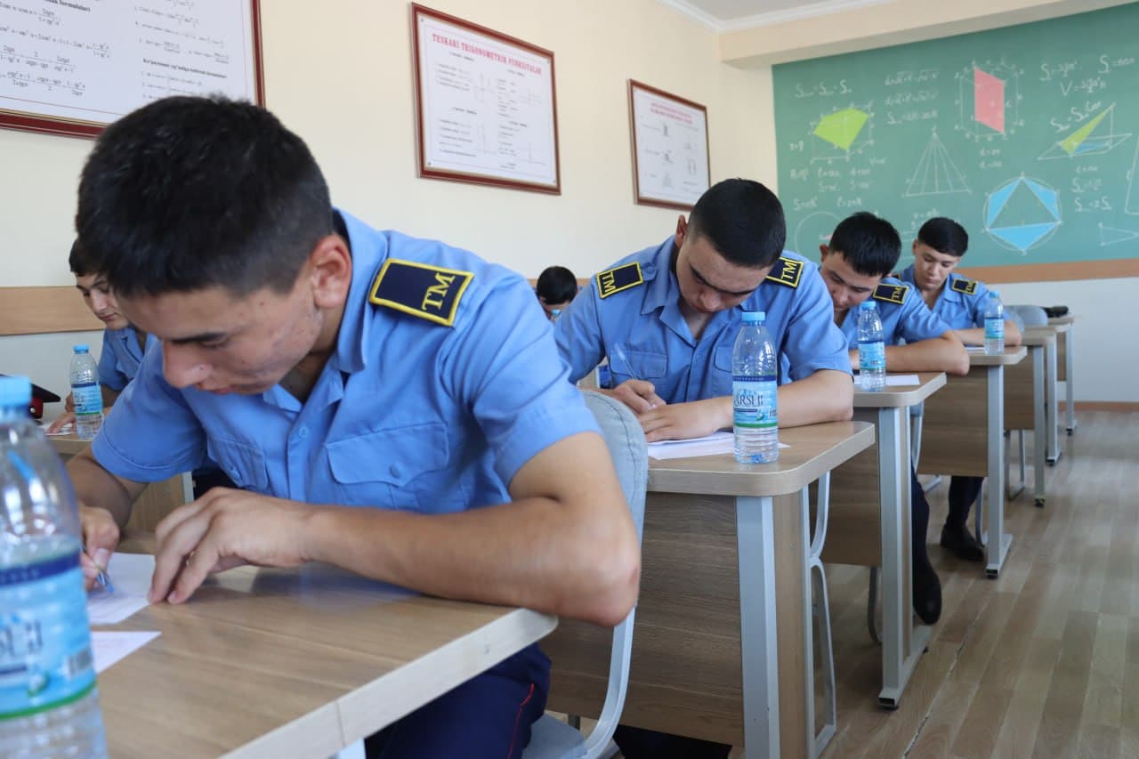Harbiy-akademik litseyida Yakuniy davlat attestatsiyalari