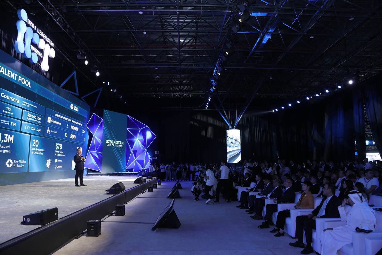 “Стартаплар мамлакати” шиори остида ўтаётган ICT Week Uzbekistan 2026 ҳафталигининг очилиш маросими бошланди.
