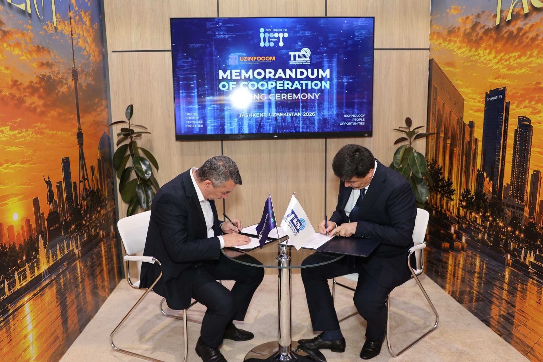 The Agency for Regulation of Telecommunications and UZINFOCOM signed a Memorandum of Cooperation.