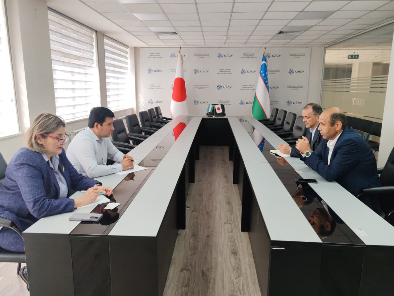 O‘zbekiston–Yaponiya yoshlar innovatsion markazi vakillari bilan uchrashuv