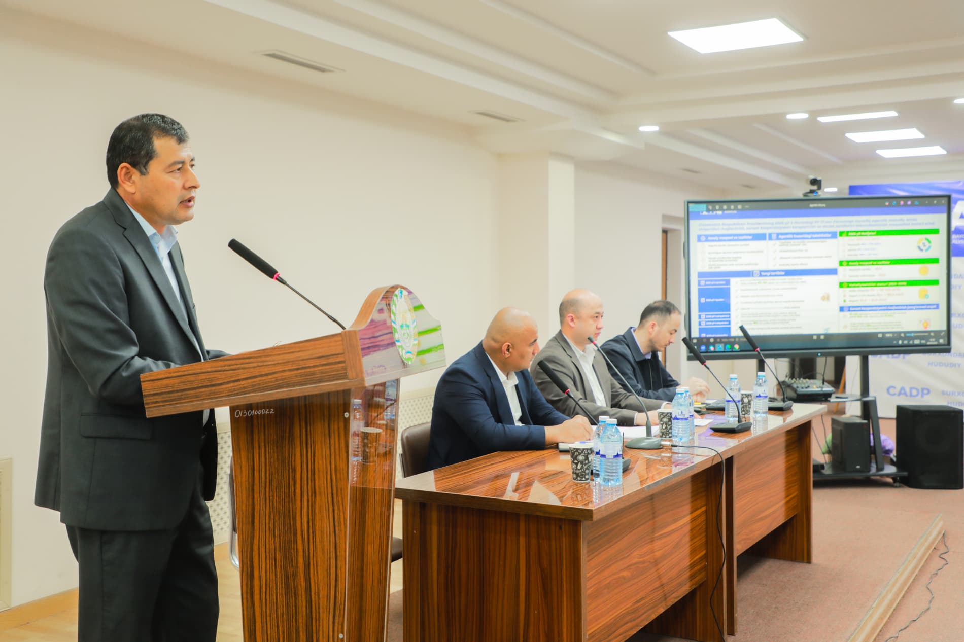 📌 В Сурхандарьинской области организован открытый диалог с предпринимателями
