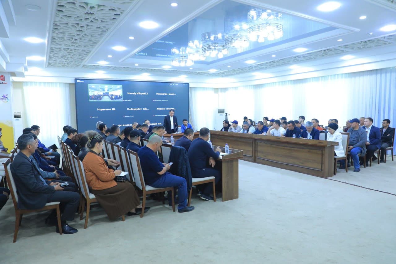 📌 Navoiy viloyatida tadbirkorlar bilan ochiq muloqot o‘tkazildi