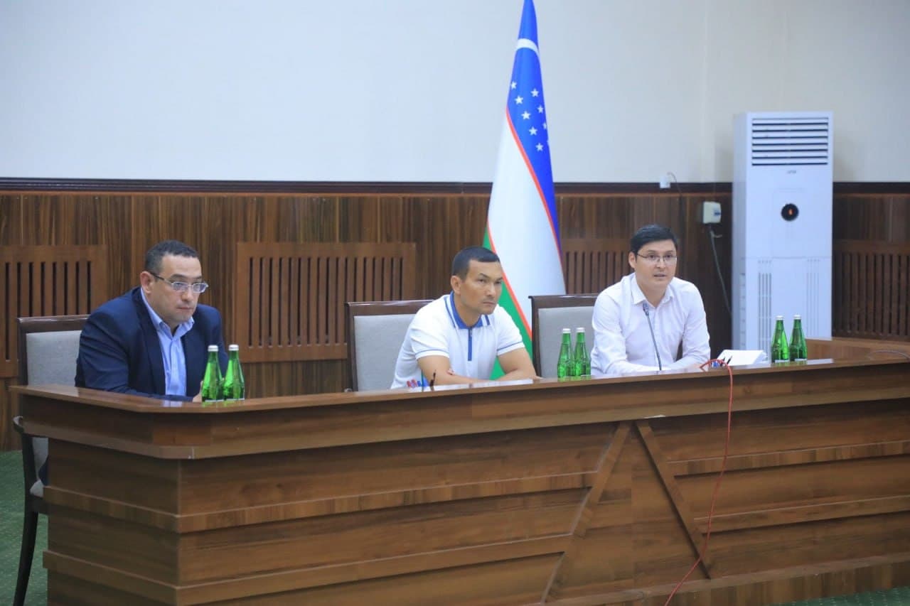 📍 Наманганда тадбиркорлар билан очиқ мулоқот ўтказилди