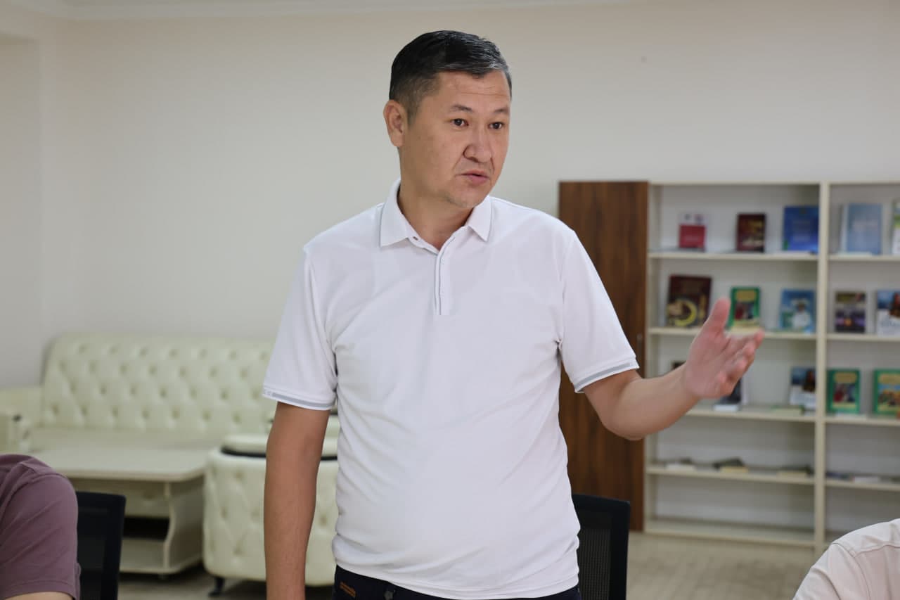 A meeting on combating corruption was held