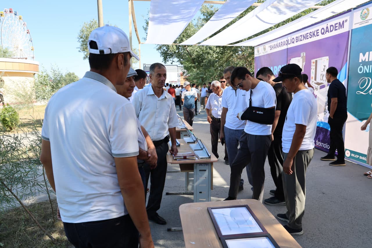 Nukusda bandlik va tadbirkorlik yarmarkasi o‘tkazildi