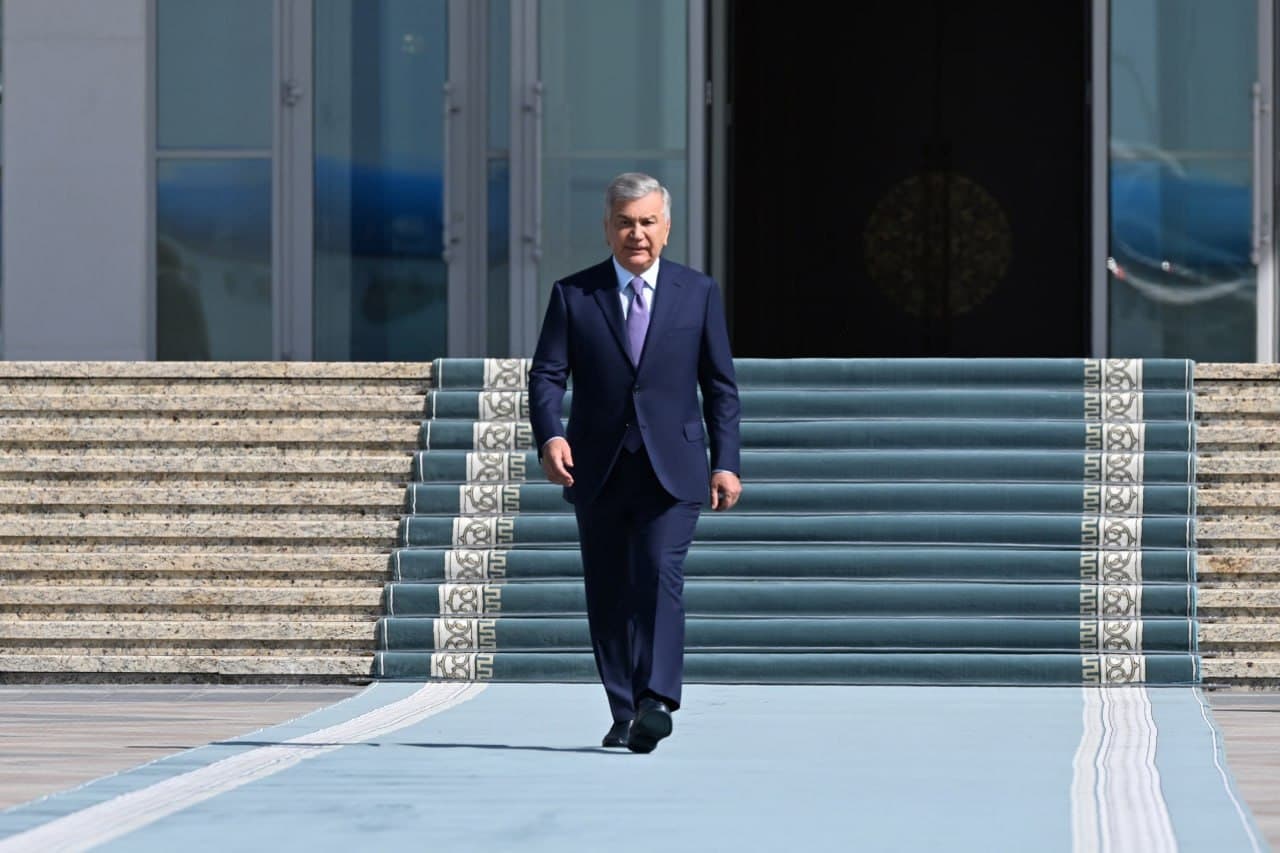 Prezident Shavkat Mirziyoyev Xorazm viloyatiga jo‘nab ketdi.