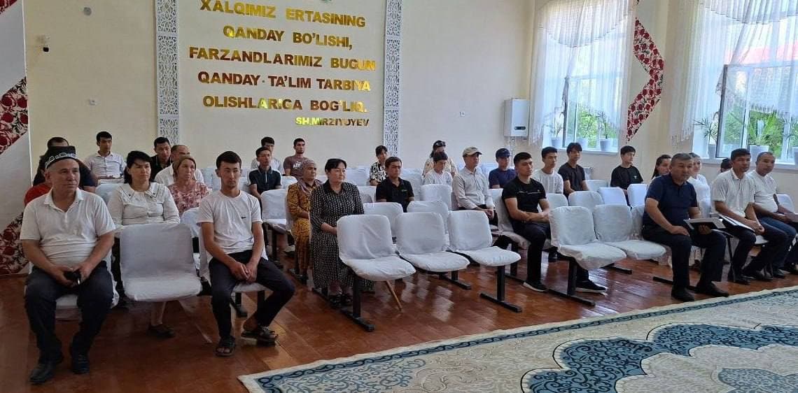"Payshanba – Yoshlar kuni" doirasida Oqdaryo tumanida yoshlar bilan ochiq muloqot o'tkazildi