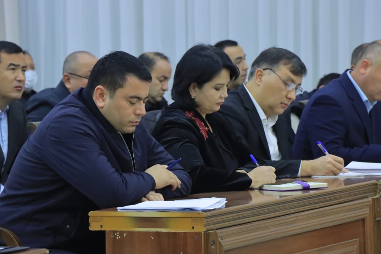 Atrof-muhitni asrash masalalari muhokama qilindi