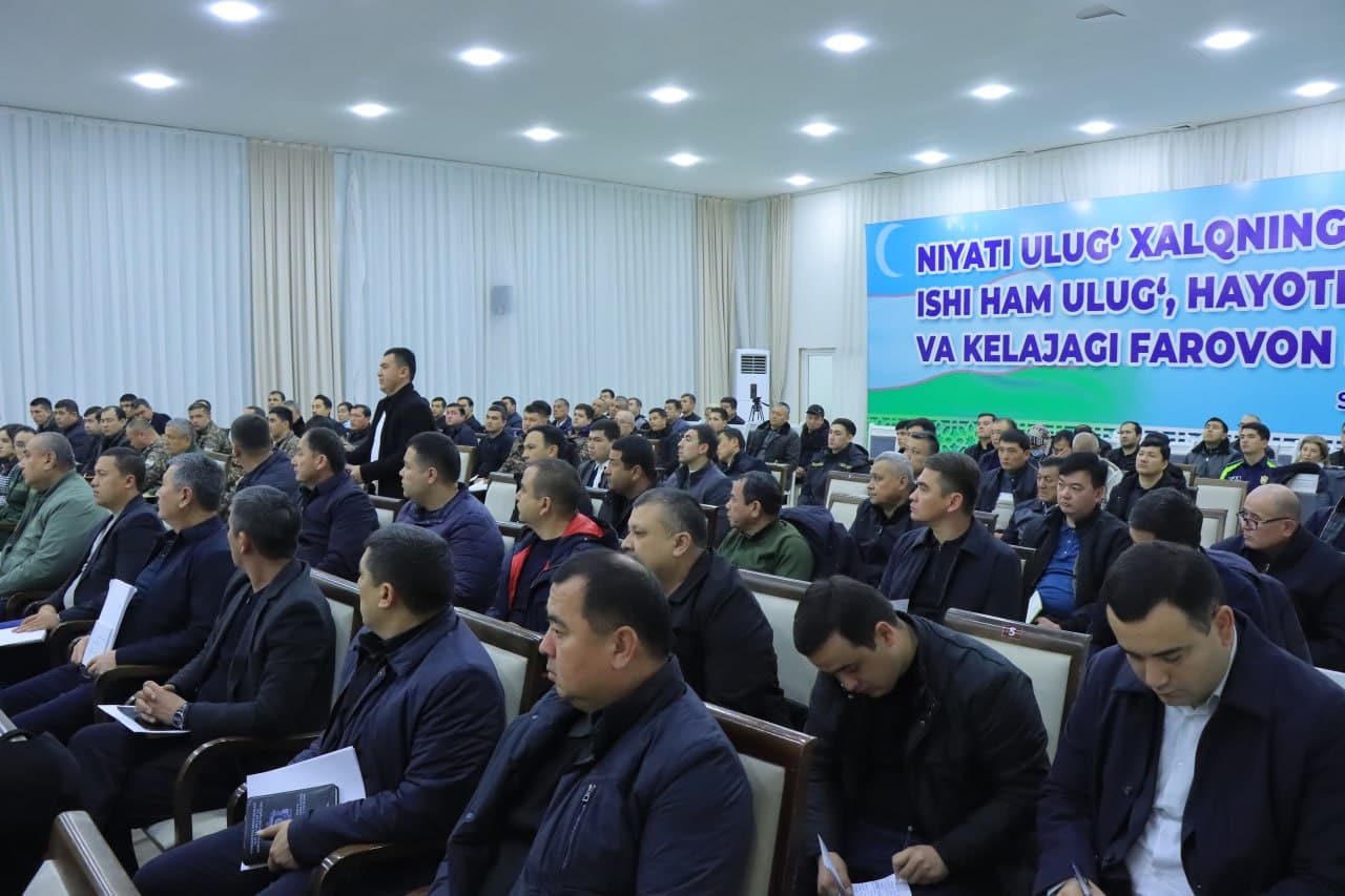 Atrof-muhitni asrash masalalari muhokama qilindi