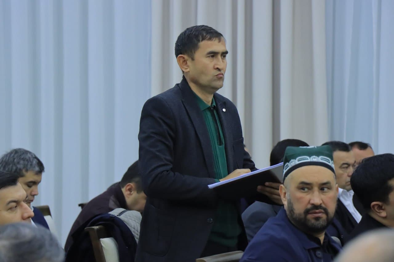 Atrof-muhitni asrash masalalari muhokama qilindi