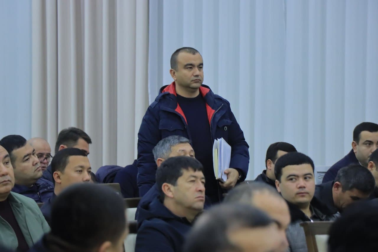 Atrof-muhitni asrash masalalari muhokama qilindi