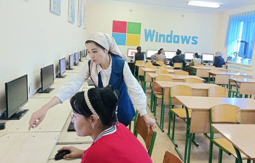 Markazda 6 ming 800 nafar xotin-qiz tadbirkorlik va kasb-hunarga o‘qitildi