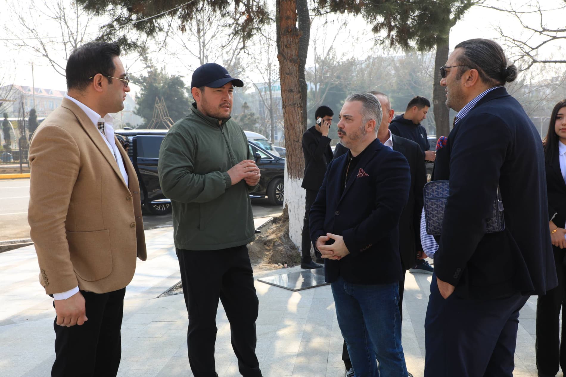 Turkiyalik investorlar Andijon shahrida amalga oshirilayotgan zamonaviy gastronomik ko‘cha loyihasi bilan tanishdi