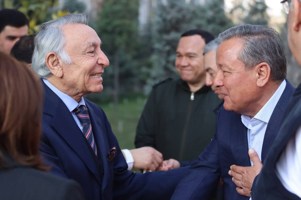 Andijon viloyati hokimi Shuhratbek Abdurahmonov turkiyalik investorlarni qabul qildi