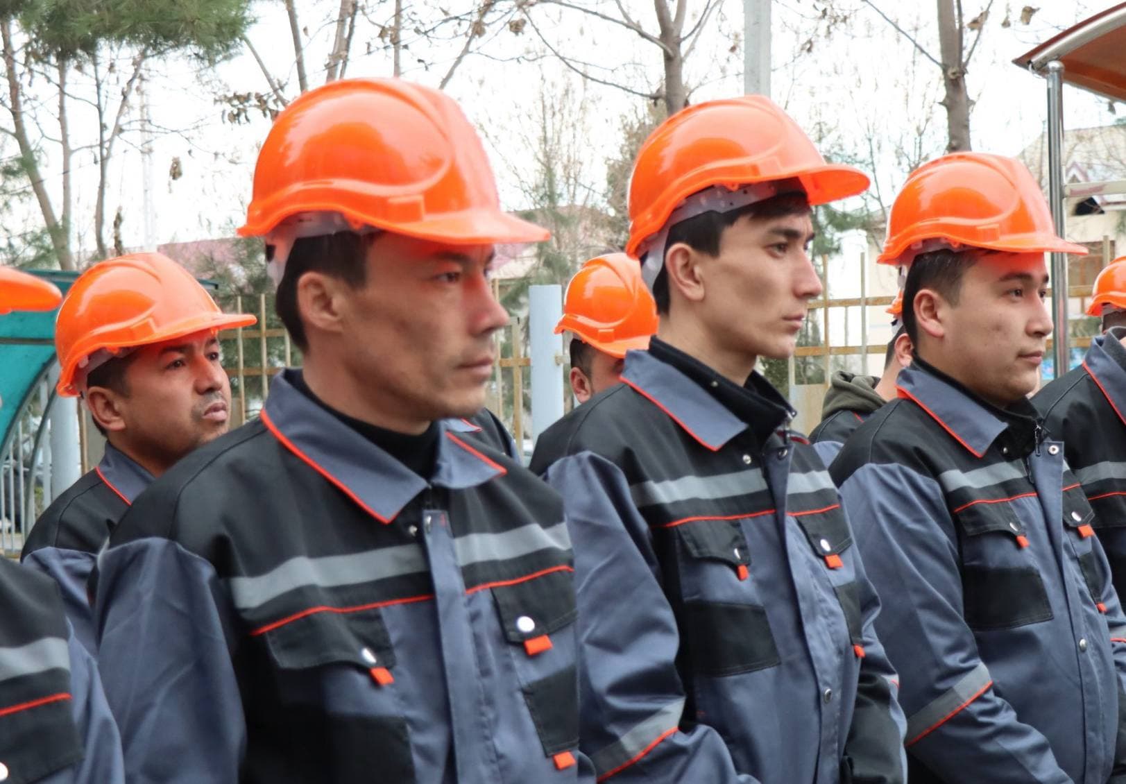 Shuhratbek Abdurahmonov Asaka tumanida bo‘lib, kasb-hunar texnikumiga tashrif buyurdi