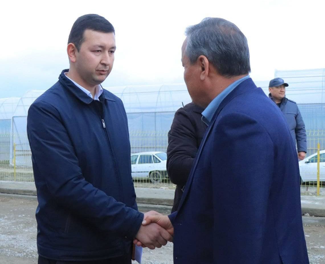 Viloyat hokimi yosh tadbirkorlar bilan uchrashdi