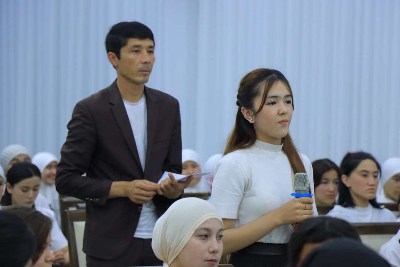 Bobur shahrida yoshlar bilan samimiy va ochiq muloqot o‘tkazildi