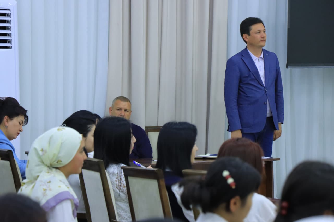 Bobur shahrida yoshlar bilan samimiy va ochiq muloqot o‘tkazildi