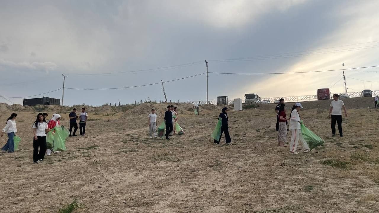 Bobur shahrida plogging aksiyasi tashkil etildi