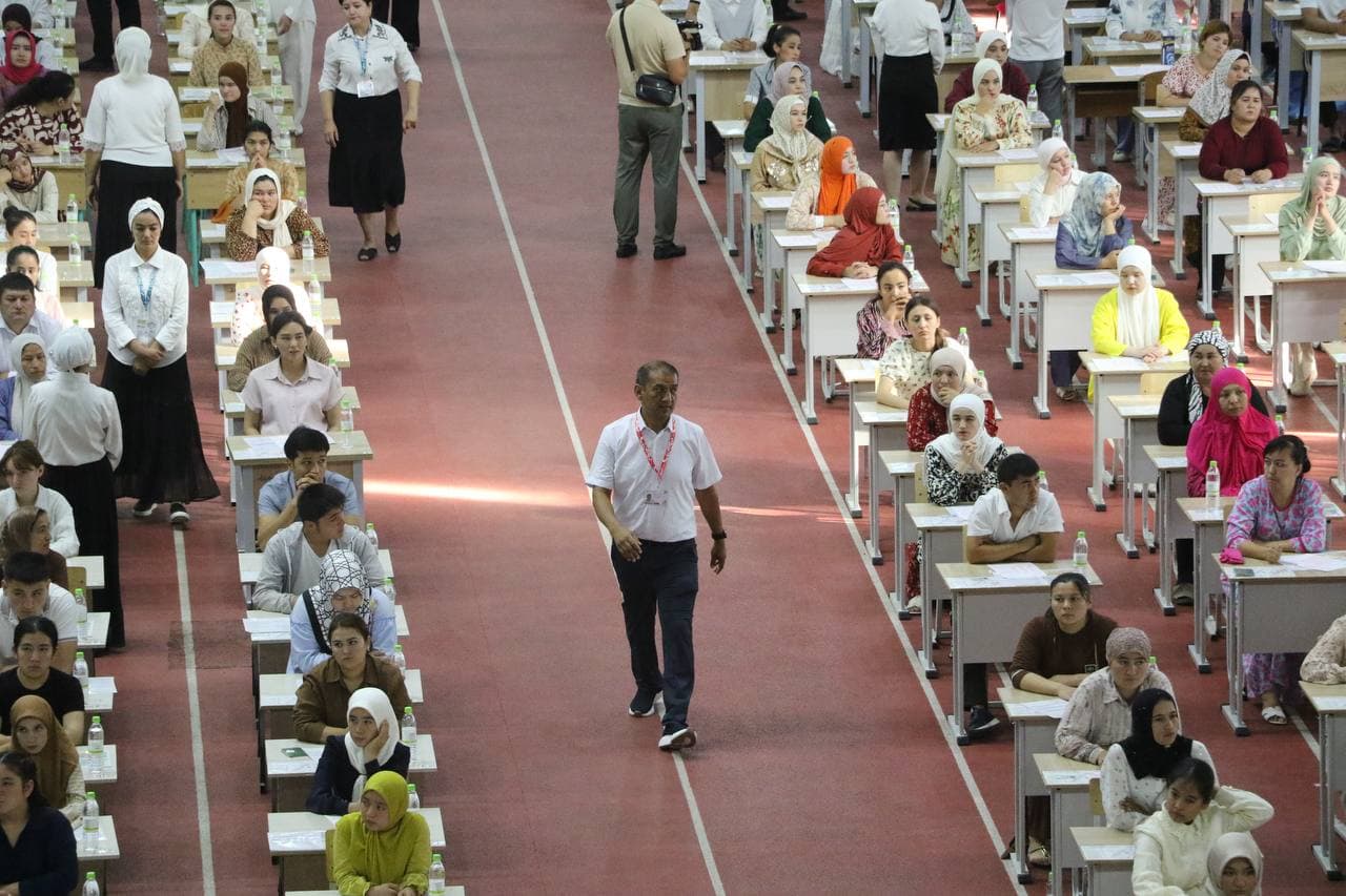 Andijonda oliy va kasbiy ta’lim muassasalariga qabul test sinovlari boshlandi