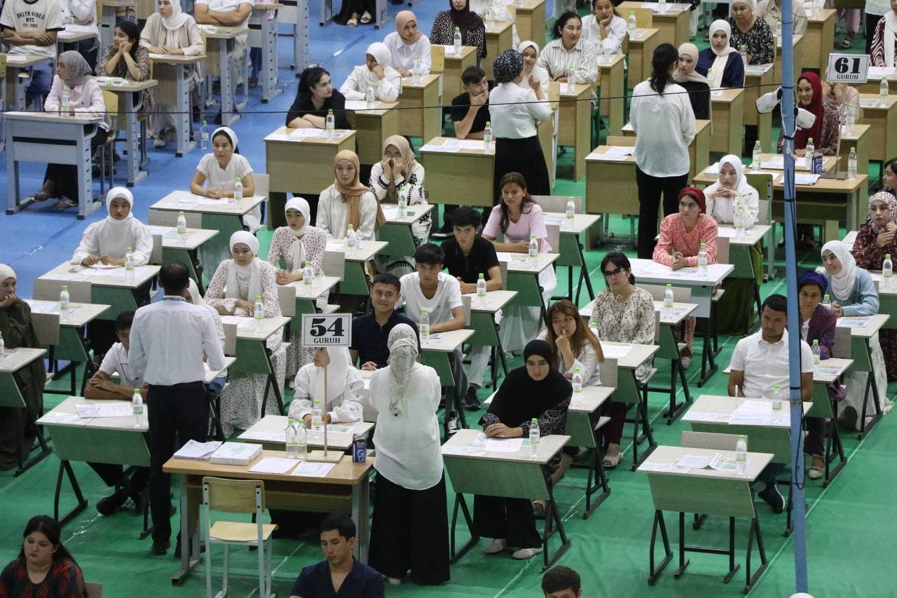 Andijonda oliy va kasbiy ta’lim muassasalariga qabul test sinovlari boshlandi