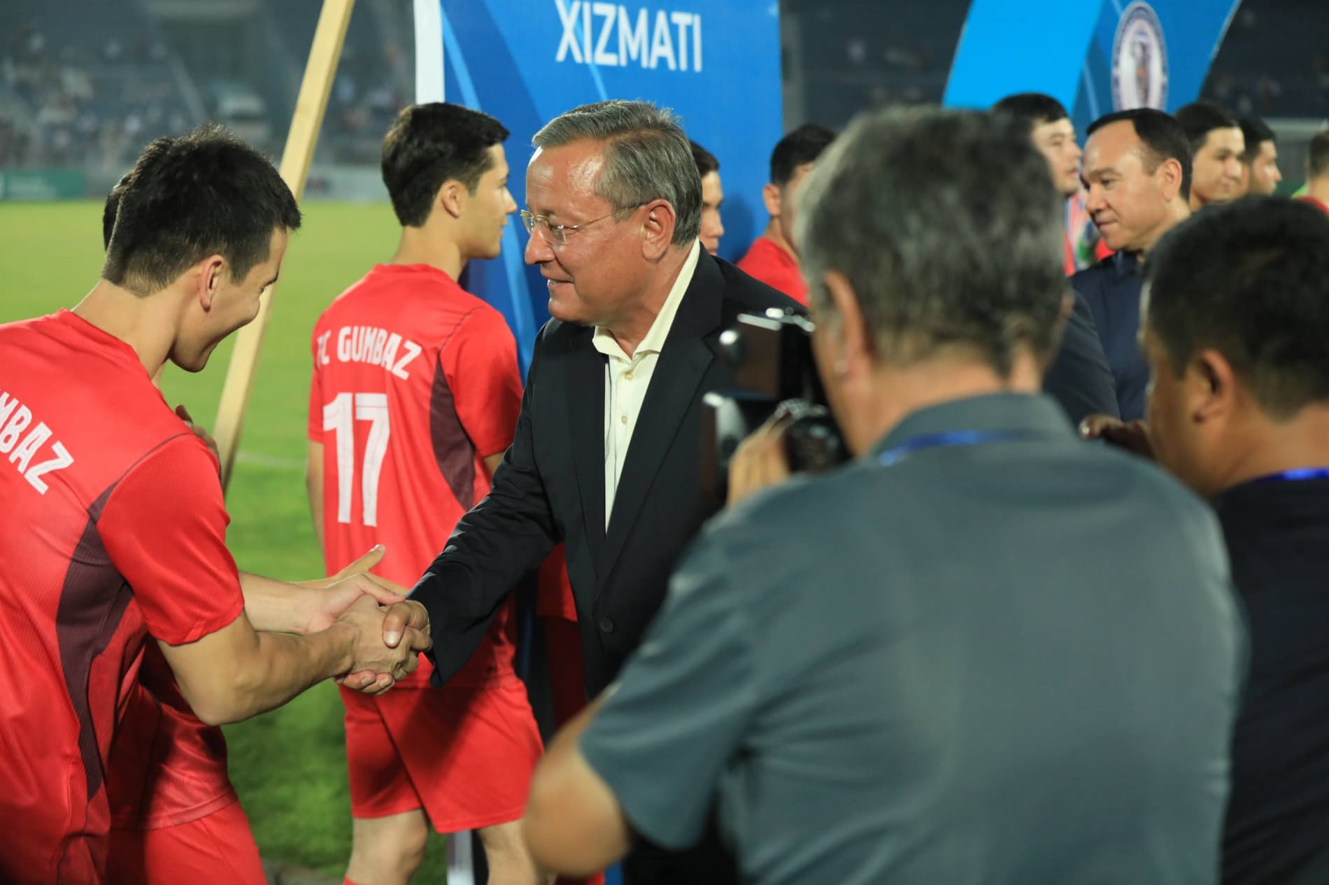 «Bobur Arena»dan LIVE: DXX kubogining viloyat bosqichi final uchrashuvi qizg‘in va murosasiz ruhda davom etmoqda!