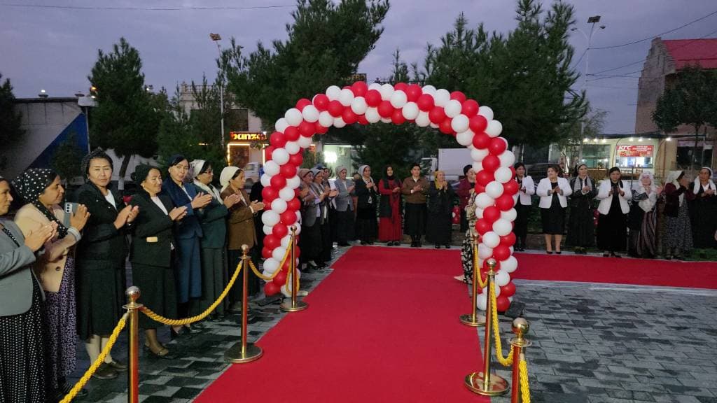 Shahrixonda Oila va xotin-qizlar maskani faoliyatini boshladi