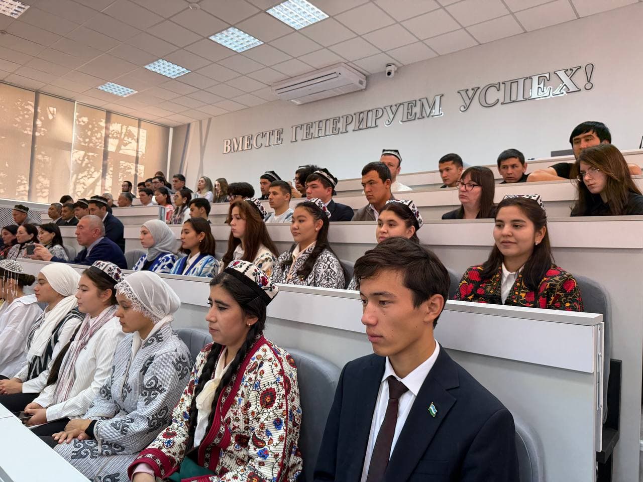 Andijon viloyati delegatsiyasi Vitebsk davlat universitetida bo‘ldi