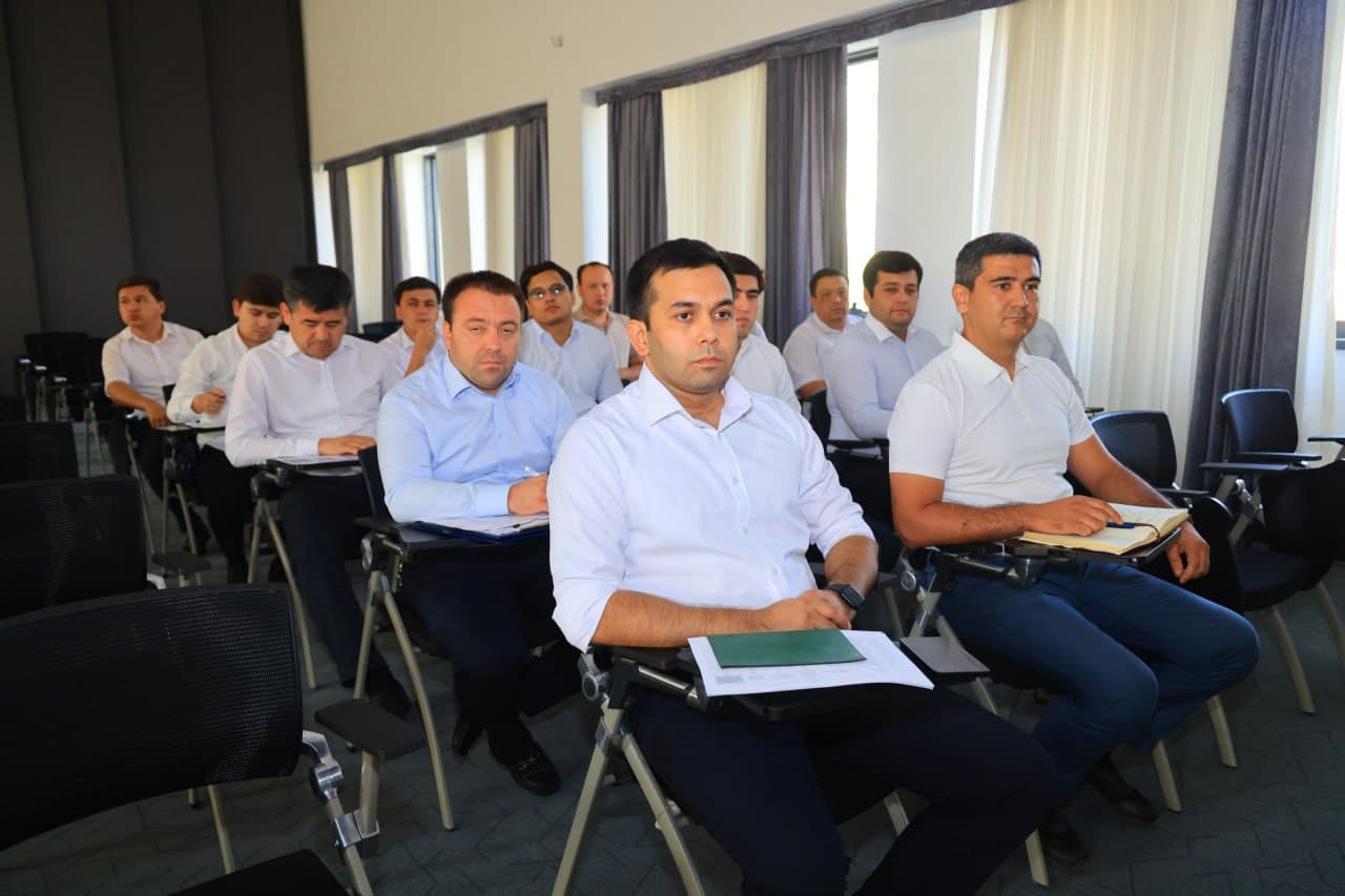 Yakkasaroyda bank tizimi vakillari ishtirokida tanqidiy-tahliliy yig‘ilish o‘tkazildi