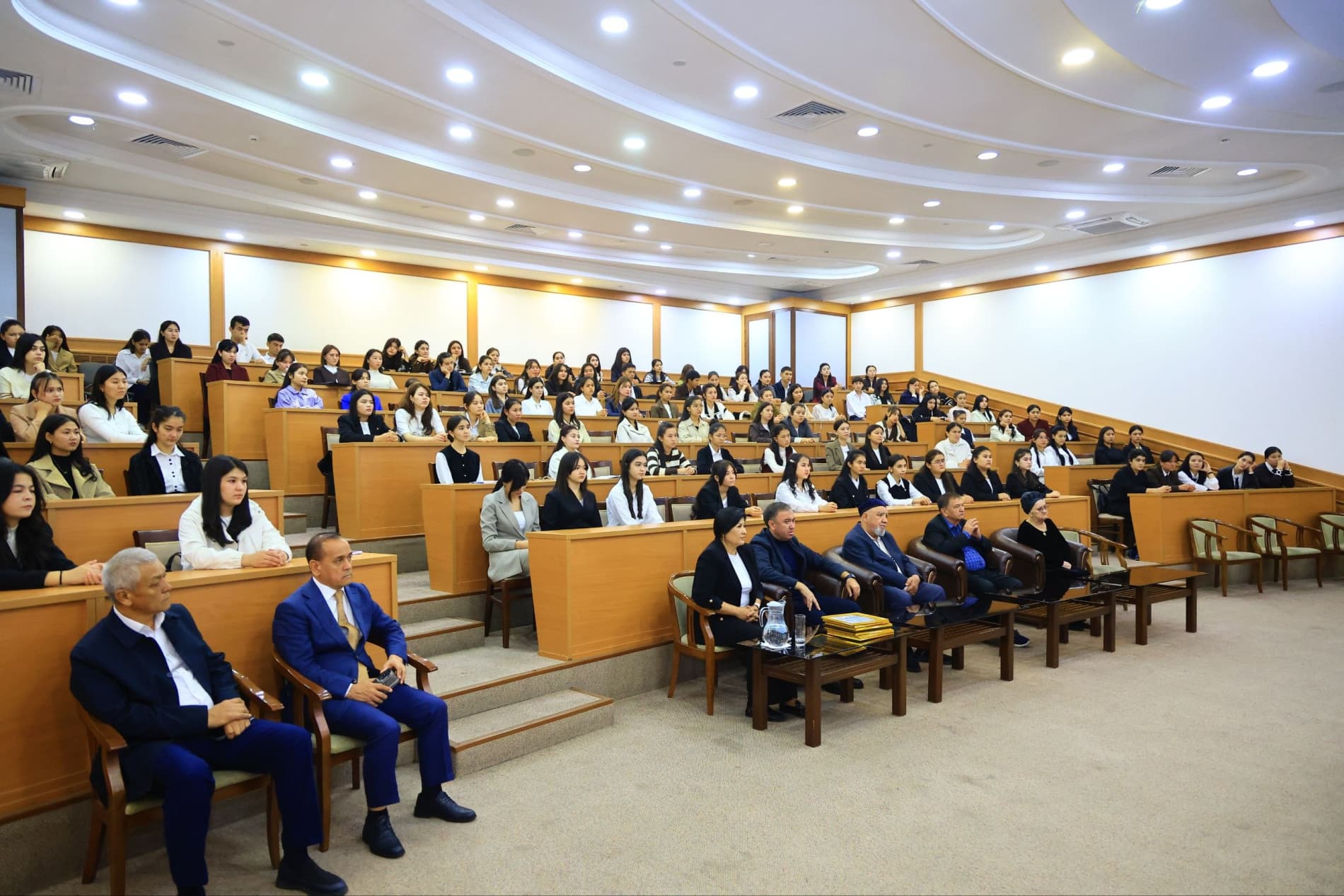 Yakkasaroy tumanida “Uch avlod uchrashuvi” bo‘lib o‘tdi