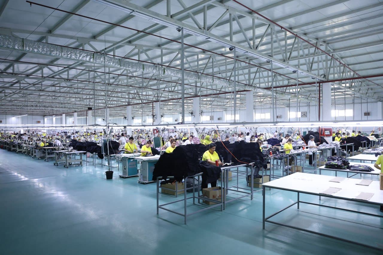 Bosh vaziri o‘rinbosari Zulayho Maxkamova Xorazm viloyatiga tashrifi doirasida Bog‘ot tumanida joylashgan KOBOTEX MCHJ hamda INFLOW MCHJ korxonalarining faoliyati bilan yaqindan tanishdi.