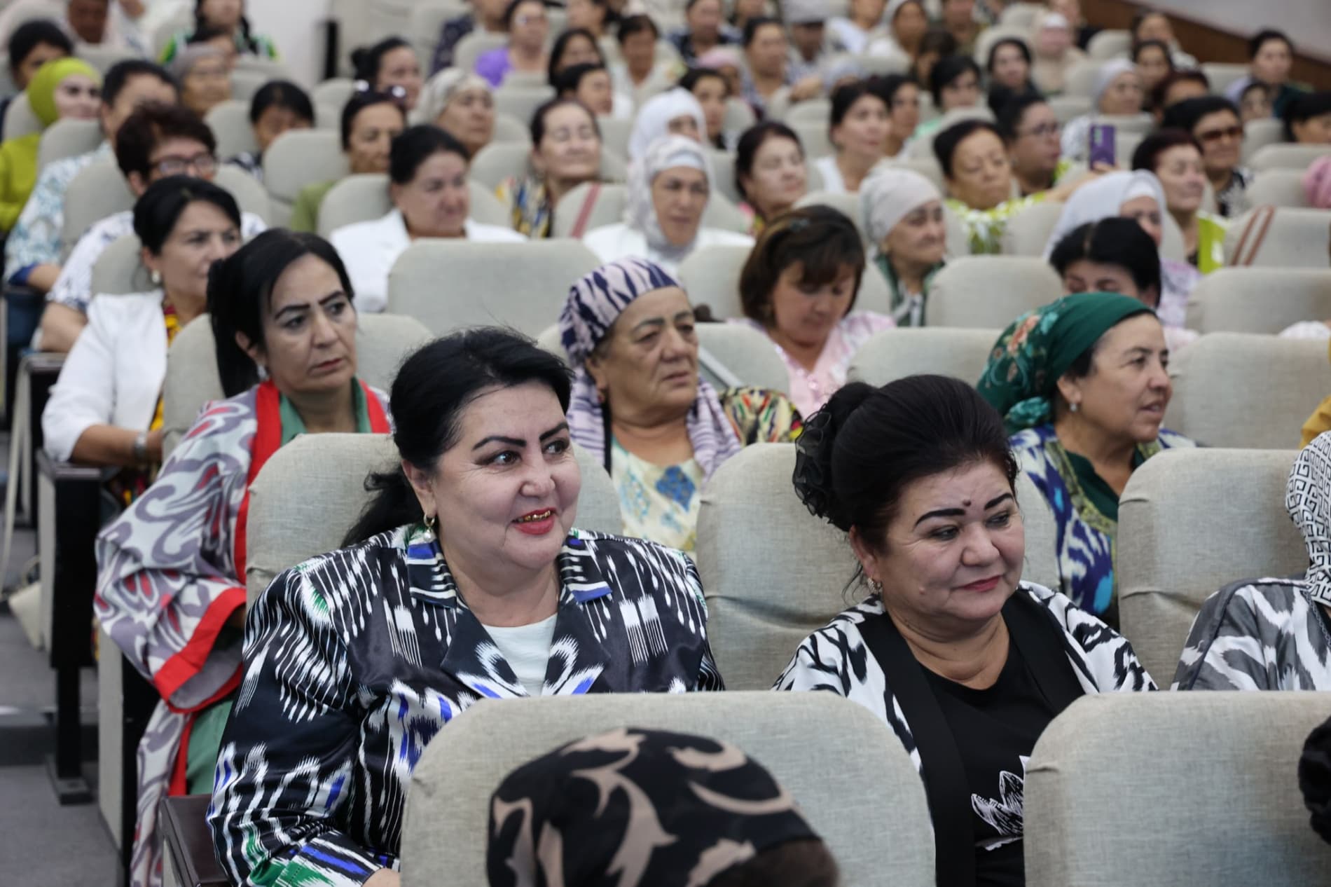 “Oqila ayollar” harakati – mustahkam oila va ma’rifatli jamiyat sari dadil qadam