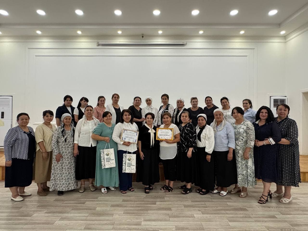 Hududlarda “Eng yaxshi xotin-qizlar faoli” tanlovining tuman va shahar bosqichi o‘tkazilmoqda