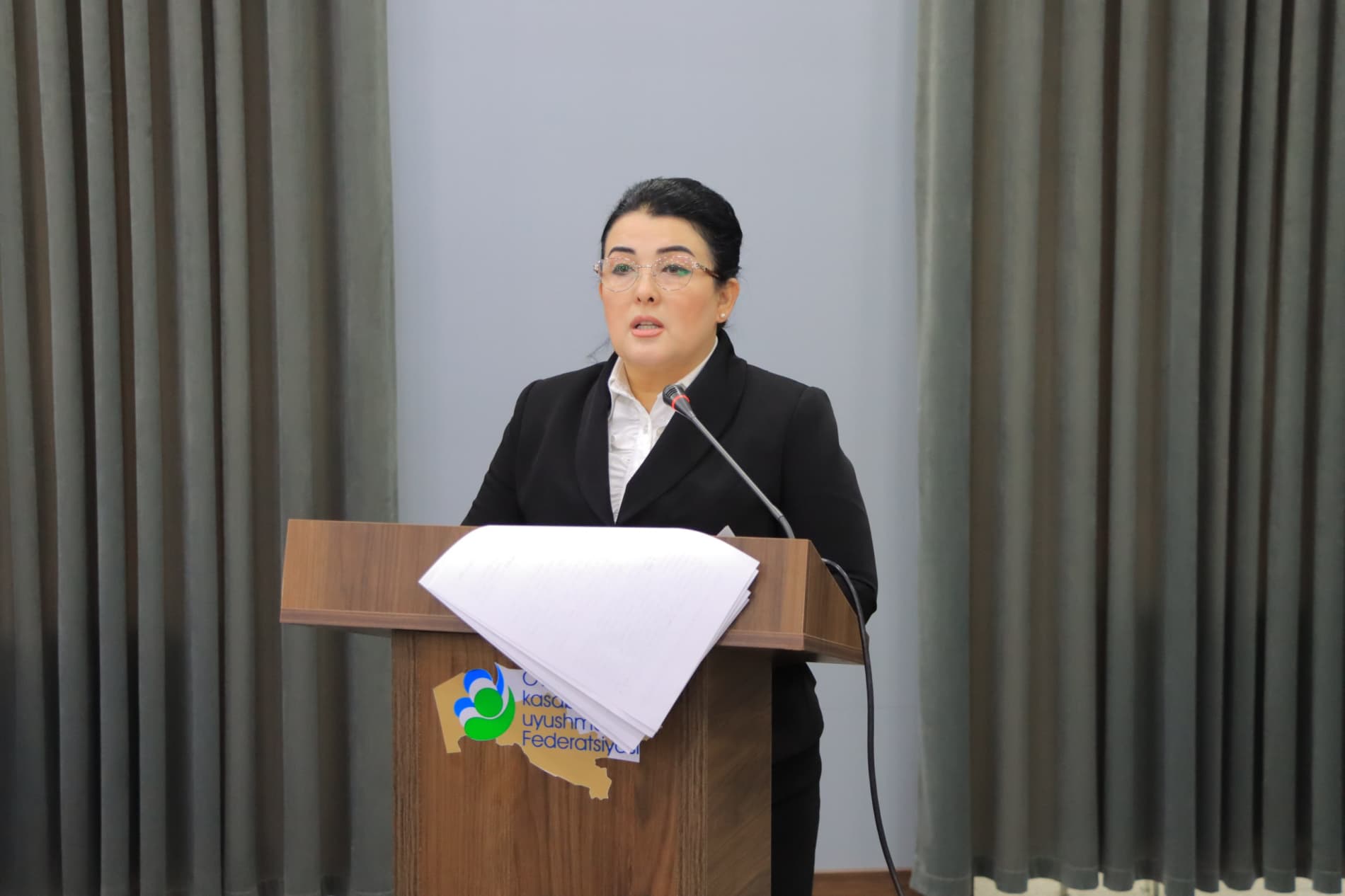 Toshkent viloyatida 2025-yilda oila va xotin-qizlar masalalari yuzasidan amalga oshirilgan ishlar tahlil qilindi