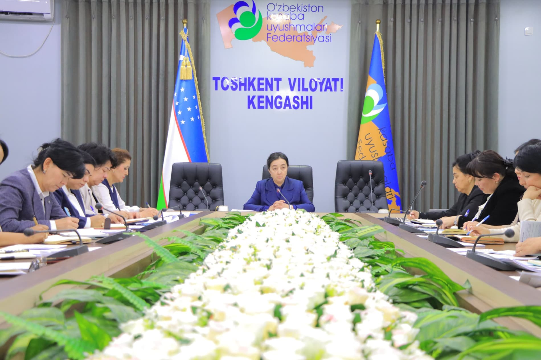 Toshkent viloyatida 2025-yilda oila va xotin-qizlar masalalari yuzasidan amalga oshirilgan ishlar tahlil qilindi