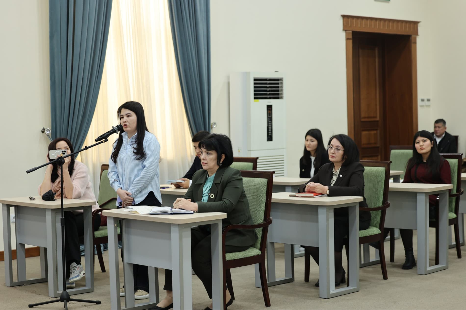 “Oila va xotin-qizlarni qo‘llab-quvvatlashga qaratilgan normativ-huquqiy hujjatlar: ustuvor vazifalar hamda amalga oshirilayotgan ishlar”