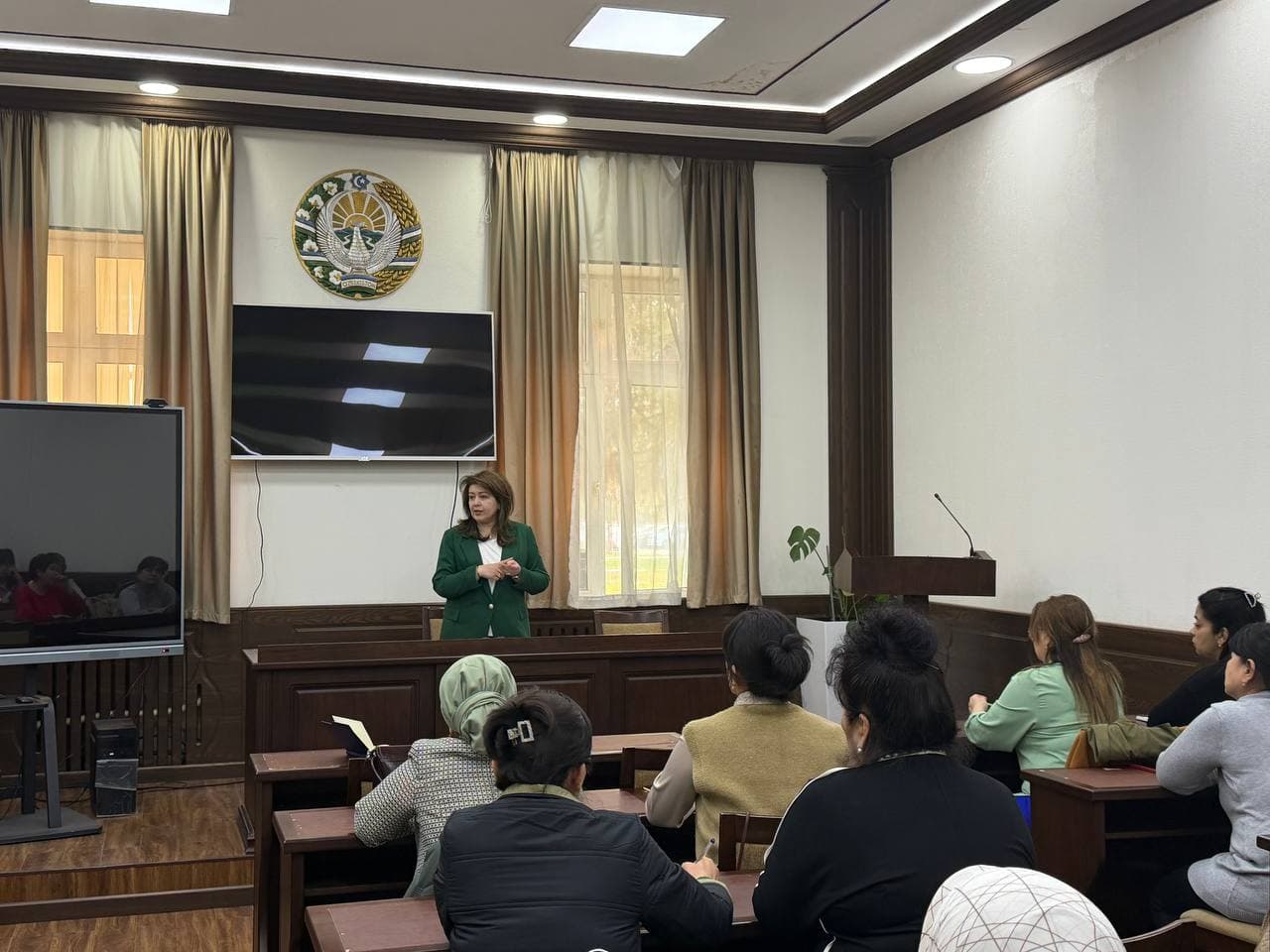 Ayollar va bolalar huquqlarini ta'minlashga oid davra suhbati