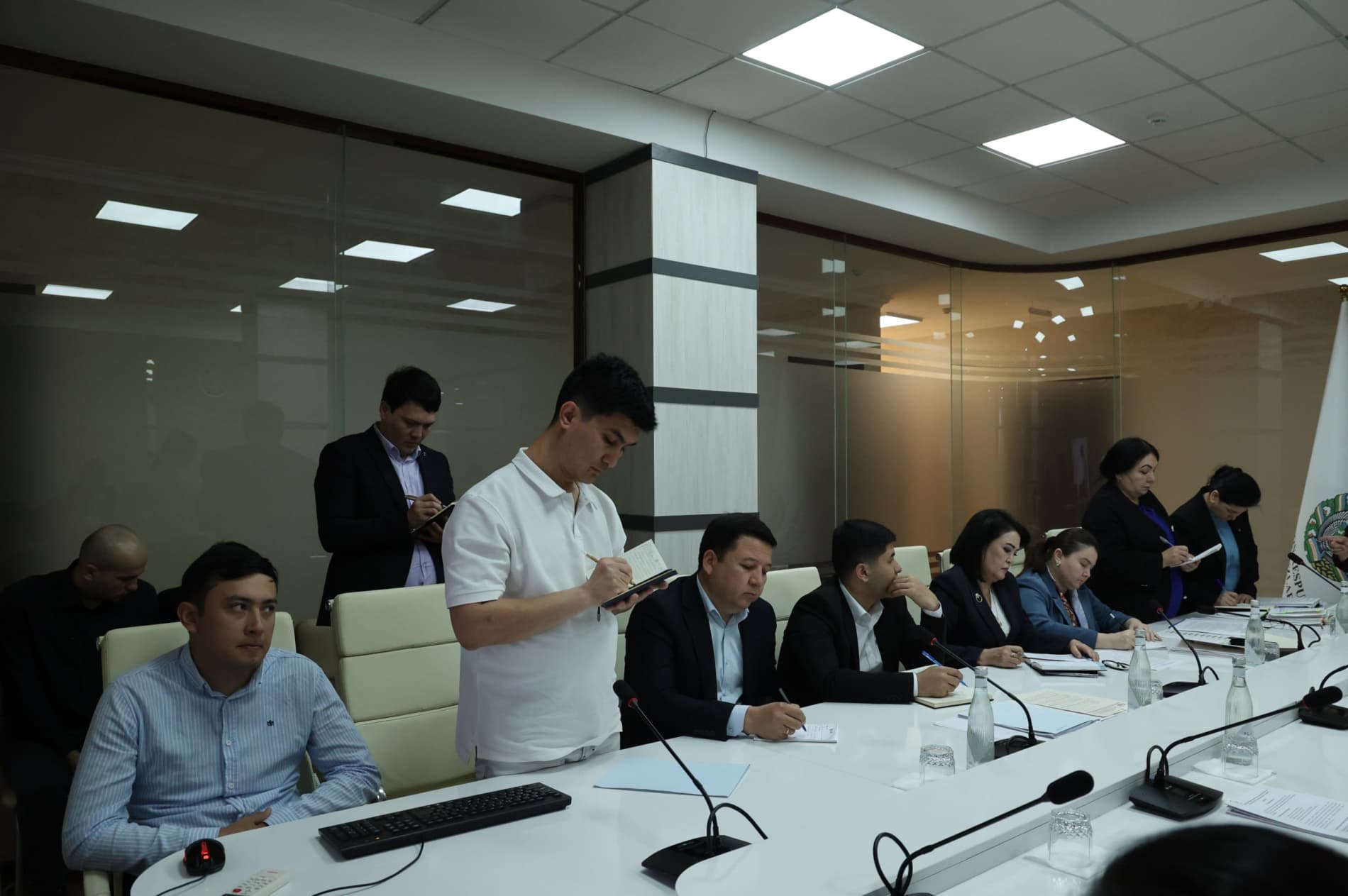 Ayollar va bolalarga nisbatan tazyiq va zo'ravonlikni oldini olish bo'yicha amalga oshirilayotgan ishlar muhokama qilindi