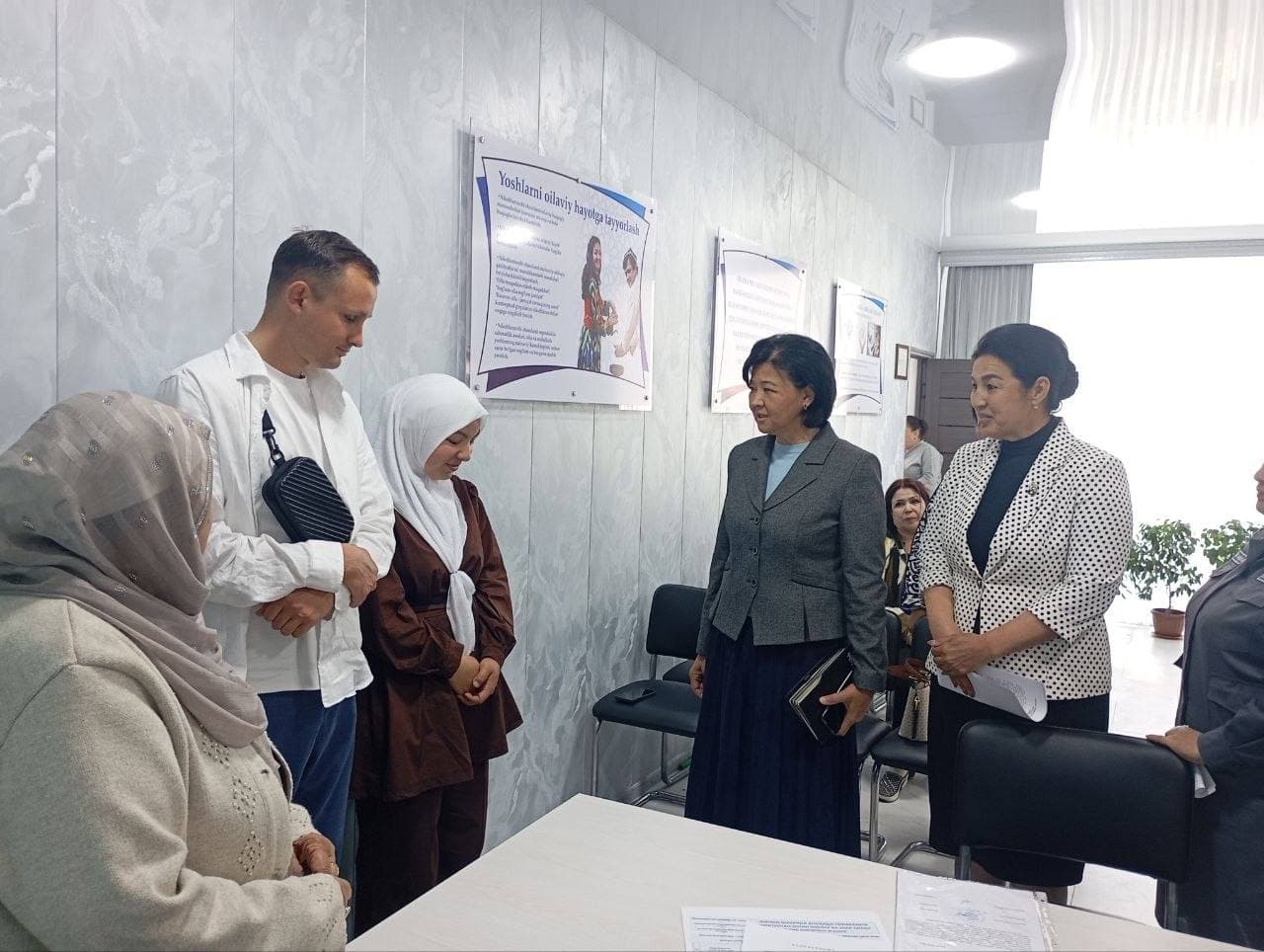Chirchiqda xotin-qizlar va bolalar huquqlarini himoya qilish borasidagi ishlar o‘rganildi